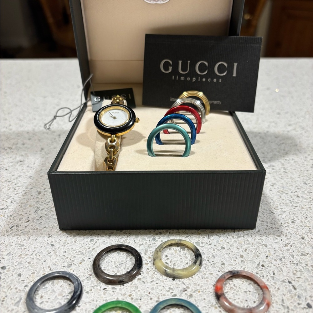 Gucci ring watch - Picture 2 of 6